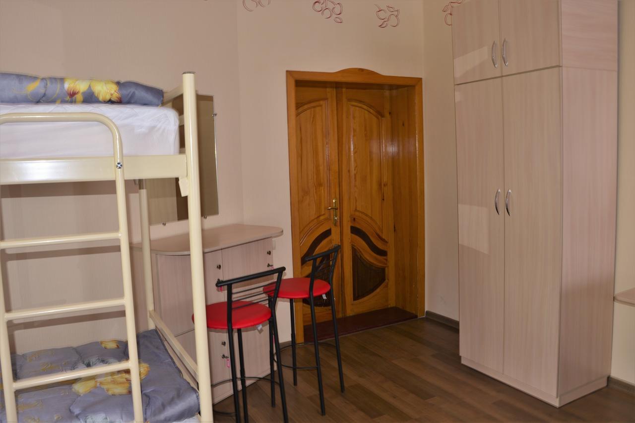 Vishnya Hostel Dněpropetrovsk Exteriér fotografie